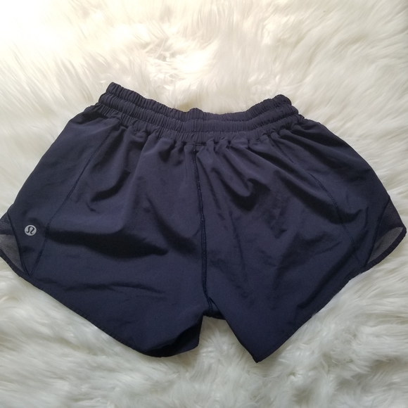 Lululemon Hottie Hot Short II 2.5" Navy - Picture 7 of 12